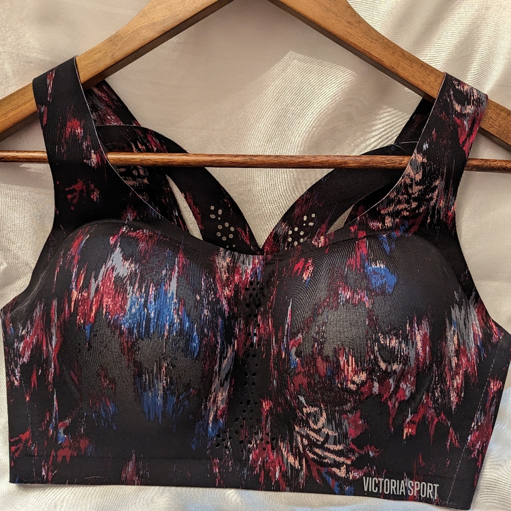 Victoria Secret Angel Max Sports bra 38D NWT